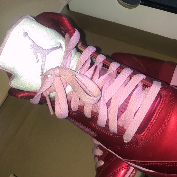 Shoes - Picture 3 of 4